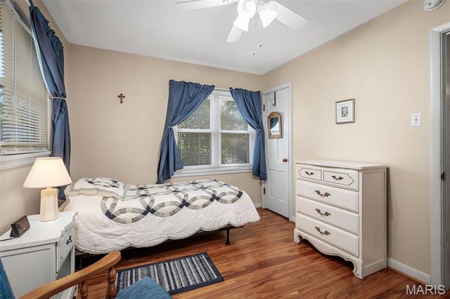 801 Fairdale Avenue, Rock Hill, MO 63119