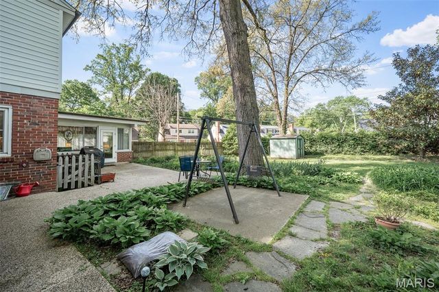 801 Fairdale Avenue, Rock Hill, MO 63119