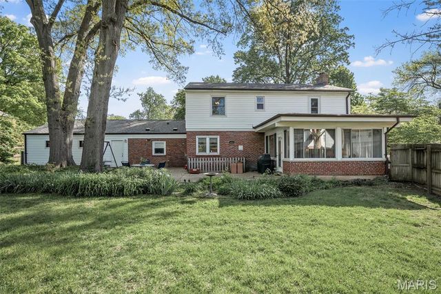 801 Fairdale Avenue, Rock Hill, MO 63119