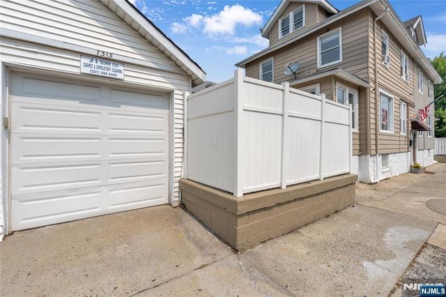 7315 Hudson Avenue, North Bergen, NJ 07047