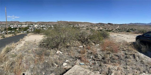 0 5th st, Kingman, AZ 86401