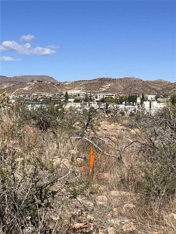 0 5th st, Kingman, AZ 86401