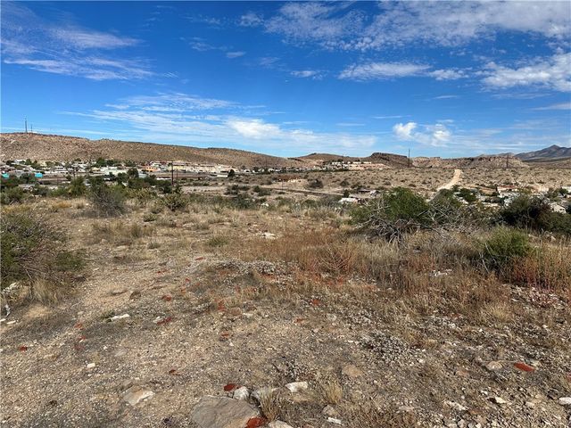 0 5th st, Kingman, AZ 86401