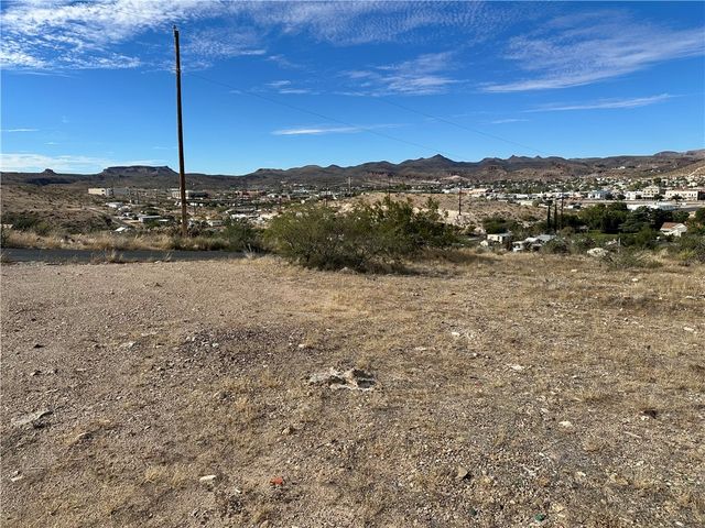 0 5th st, Kingman, AZ 86401