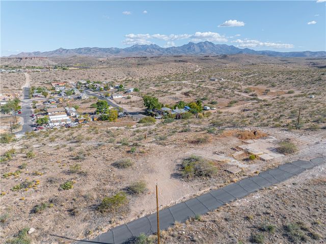 0 5th st, Kingman, AZ 86401