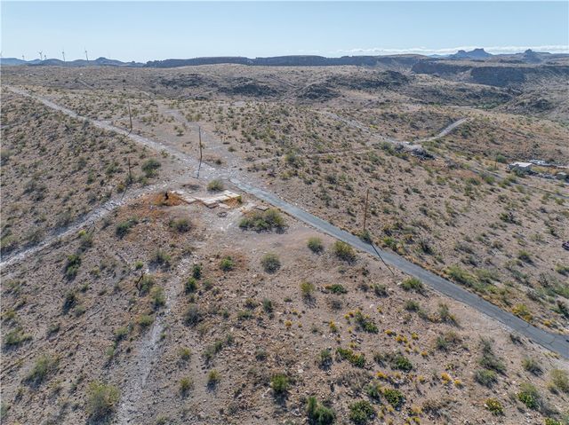 0 5th st, Kingman, AZ 86401