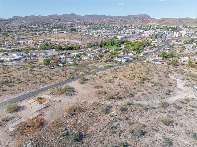 0 5th st, Kingman, AZ 86401