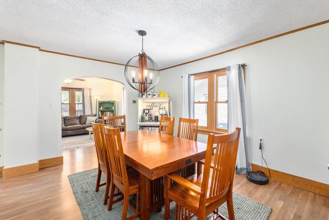 236 N Sedgwick St, Wichita, KS 67203