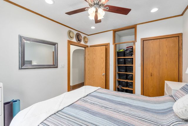 236 N Sedgwick St, Wichita, KS 67203