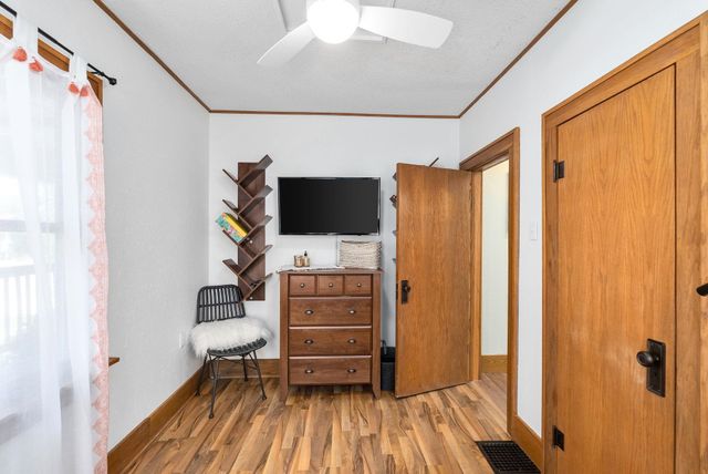 236 N Sedgwick St, Wichita, KS 67203