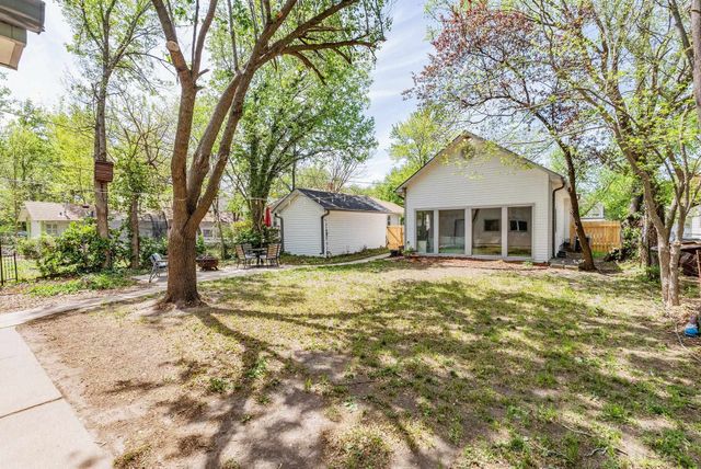236 N Sedgwick St, Wichita, KS 67203