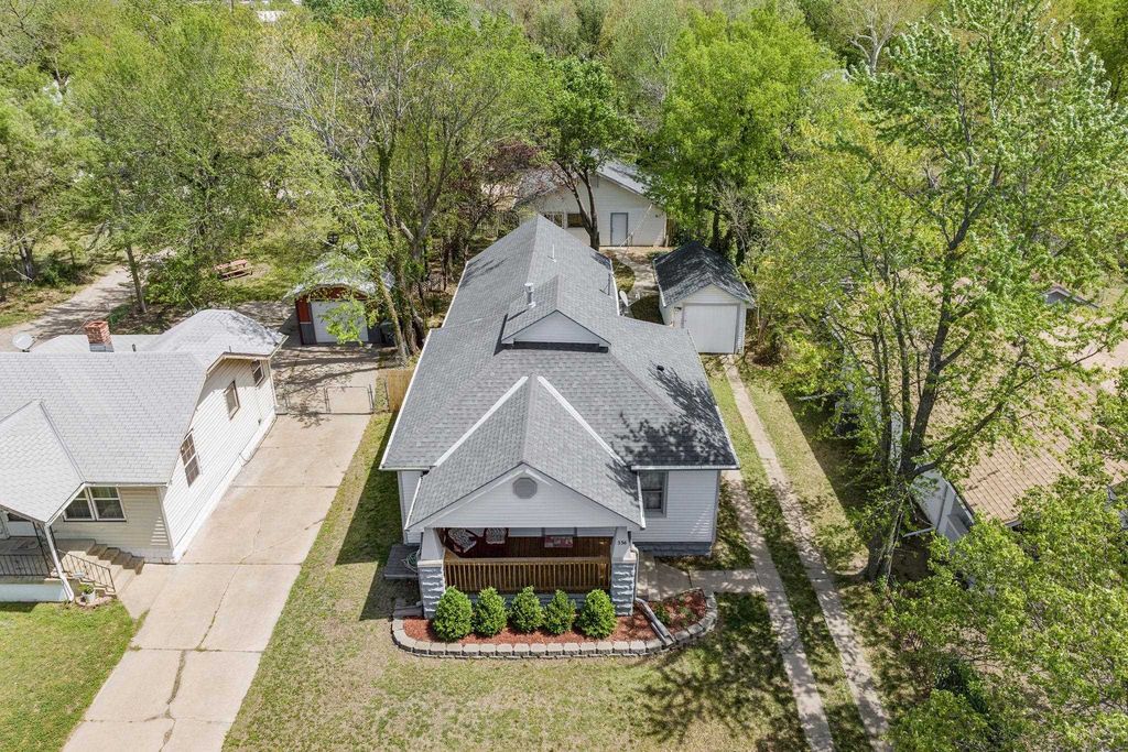 236 N Sedgwick St, Wichita, KS 67203