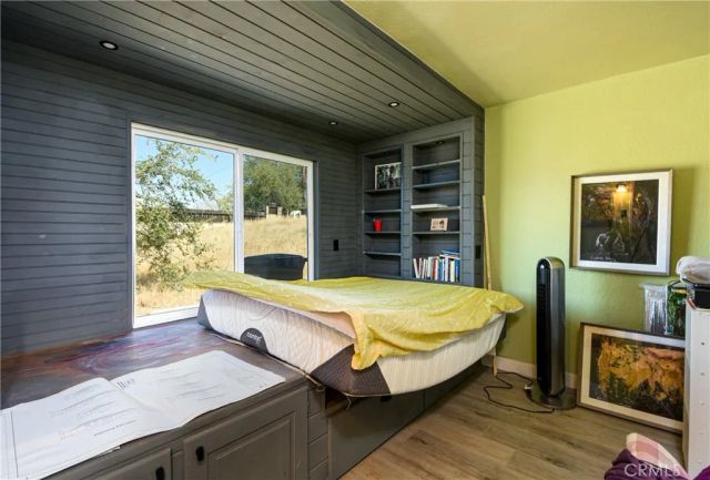 1005 W Sumner, Lake Elsinore, CA 92530