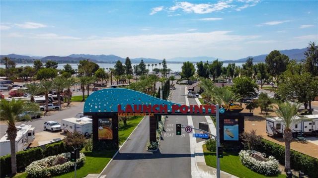 1005 W Sumner, Lake Elsinore, CA 92530