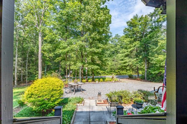 6109 Martin Heights Drive, Young Harris, GA 30582