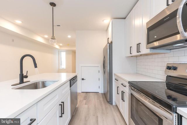 2120 W MASTER STREET # 2, Philadelphia, PA 19121