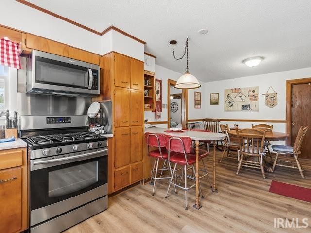 200 W 8th Street, Jonesboro, IN 46938