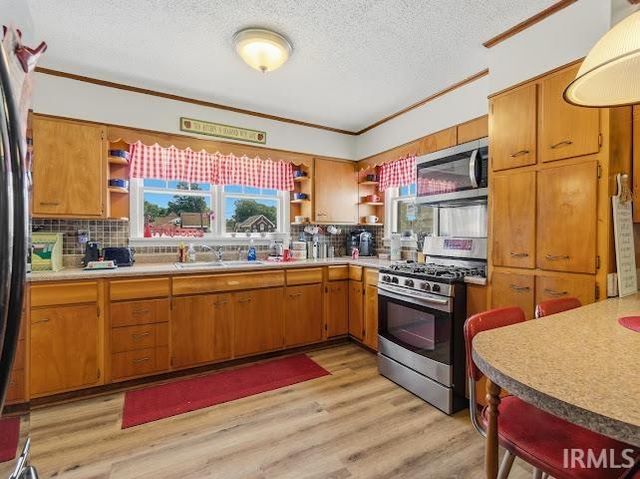 200 W 8th Street, Jonesboro, IN 46938