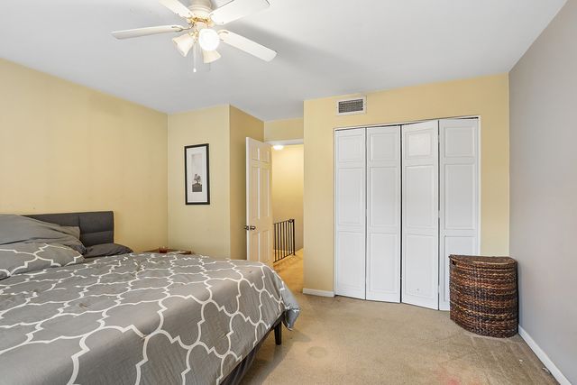 4038 W Almansa Lane, Oak Lawn, IL 60453