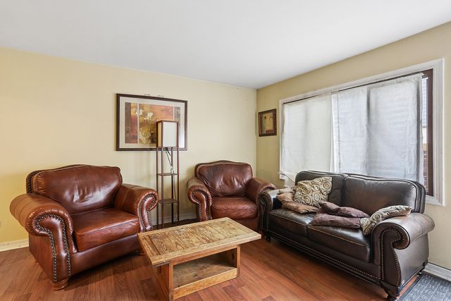 4038 W Almansa Lane, Oak Lawn, IL 60453
