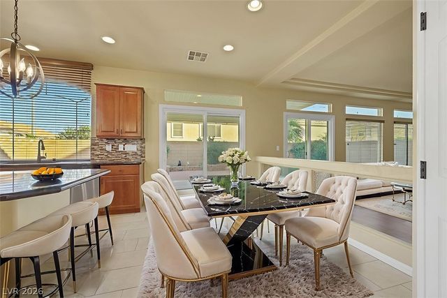 9728 Golden Thread Court, Las Vegas, NV 89141