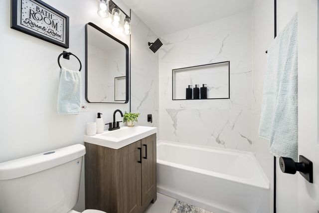 634 Parker Drive, Lombard, IL 60148