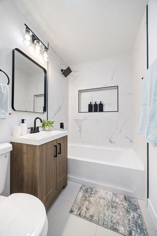 634 Parker Drive, Lombard, IL 60148