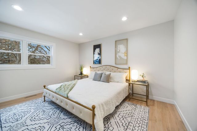 634 Parker Drive, Lombard, IL 60148