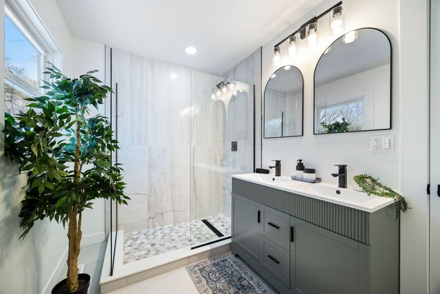 634 Parker Drive, Lombard, IL 60148