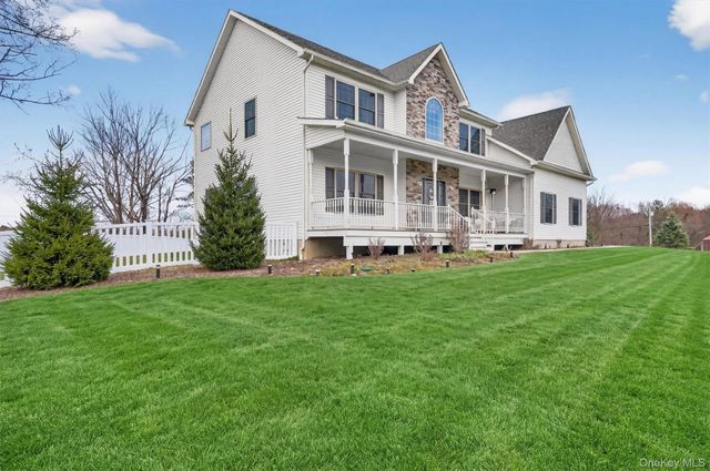 18 Reynolds Road, Monroe, NY 10950