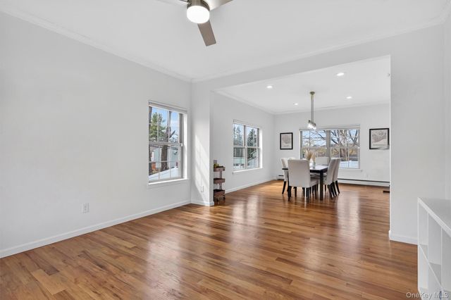 18 Reynolds Road, Monroe, NY 10950