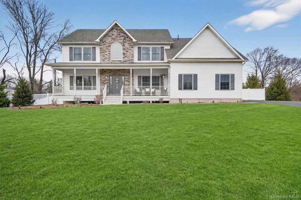18 Reynolds Road, Monroe, NY 10950