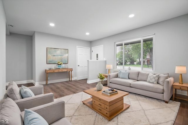 3047 Kiowa Court, Indianapolis, IN 46235