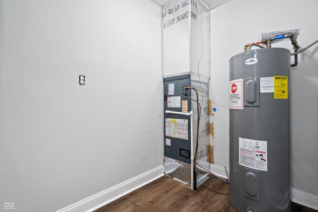 3047 Kiowa Court, Indianapolis, IN 46235