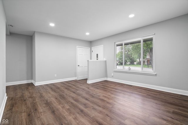 3047 Kiowa Court, Indianapolis, IN 46235