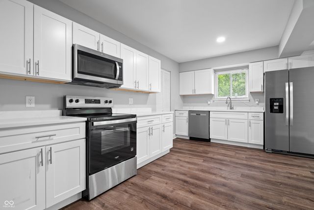 3047 Kiowa Court, Indianapolis, IN 46235
