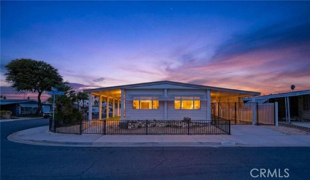 1670 Santa Susana, Hemet, CA 92543