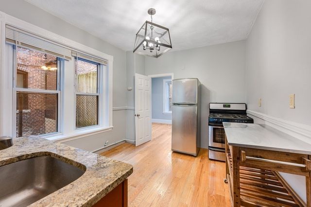 12 Foster 2, Boston, MA 02109