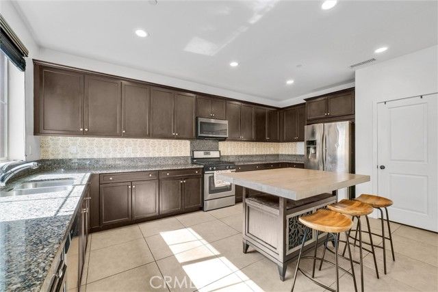 3849 S Oakville Avenue, Ontario, CA 91761