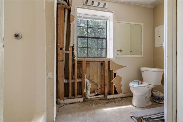 2412 CR 216, Eureka Springs, AR 72632