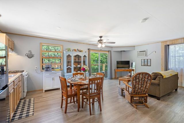 2412 CR 216, Eureka Springs, AR 72632