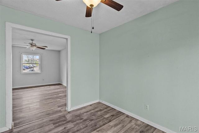 953 E 1st Street, Washington, MO 63090