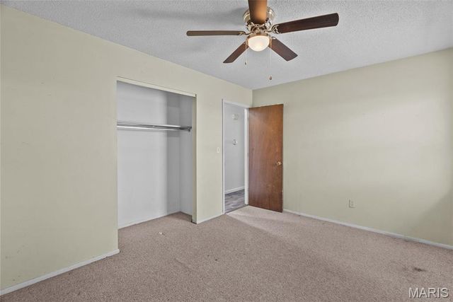 953 E 1st Street, Washington, MO 63090