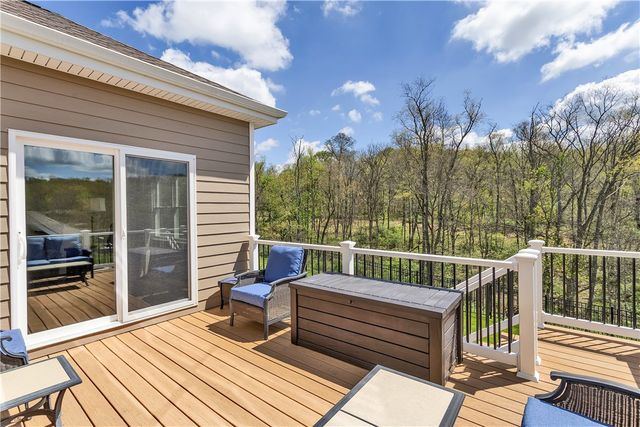 494 Harvest View Drive, Peters Twp, PA 15367