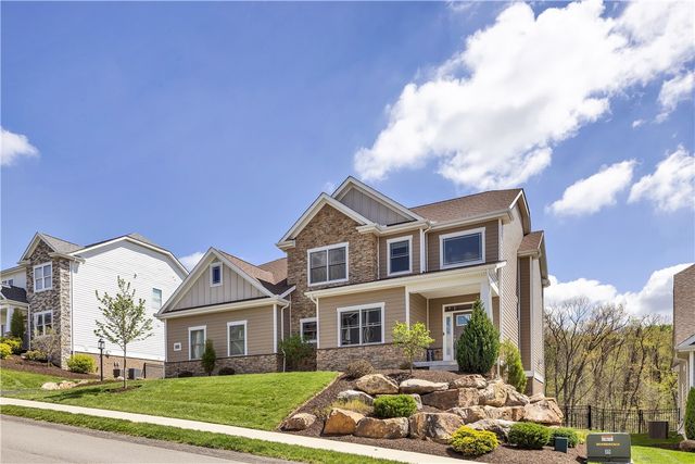 494 Harvest View Drive, Peters Twp, PA 15367