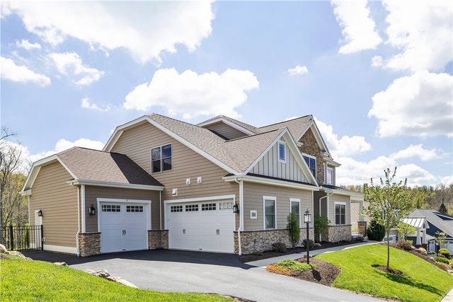 494 Harvest View Drive, Peters Twp, PA 15367