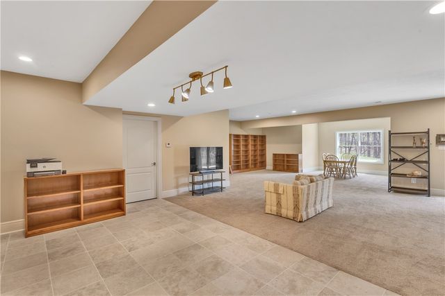494 Harvest View Drive, Peters Twp, PA 15367