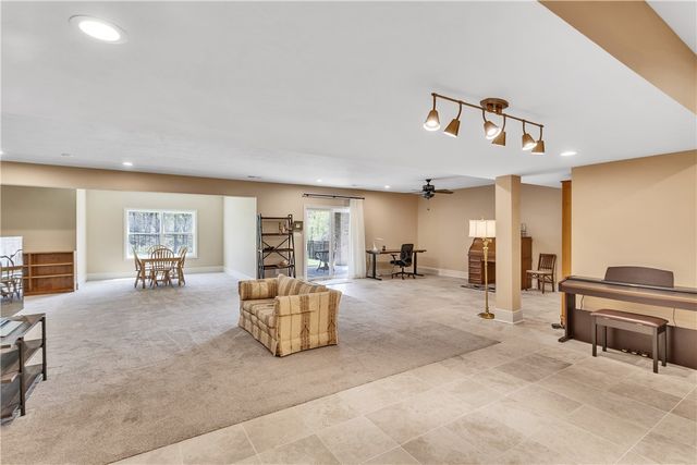 494 Harvest View Drive, Peters Twp, PA 15367