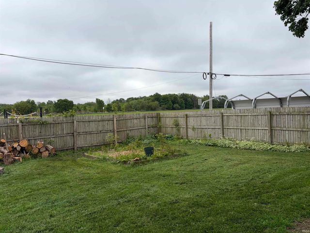 535 Twin Lakes Avenue, Monticello, IN 47960