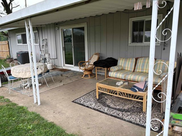 535 Twin Lakes Avenue, Monticello, IN 47960